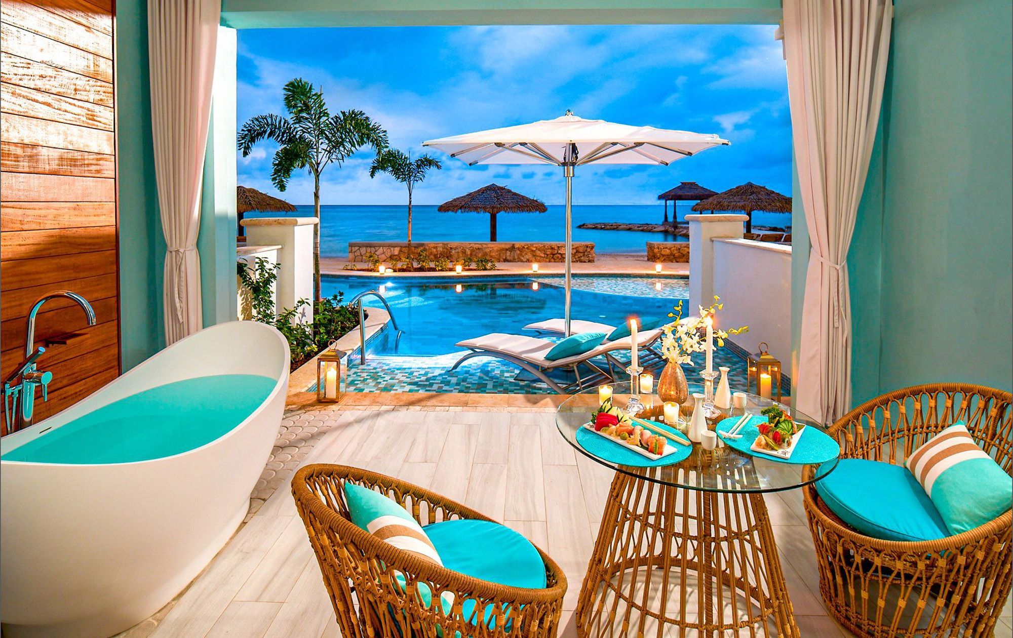 Beachfront Swim-Up Millionaire One-Bedroom-Butler Suite