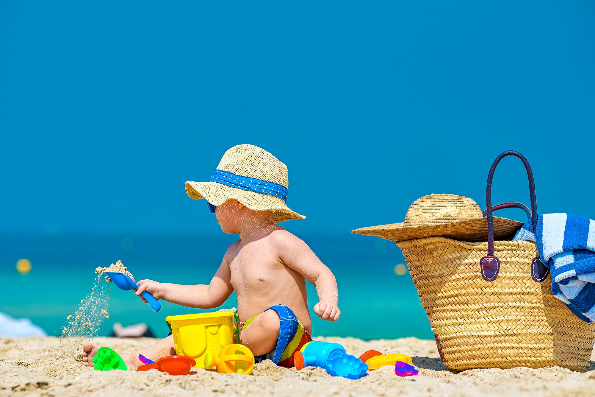 how to travel to beach with baby