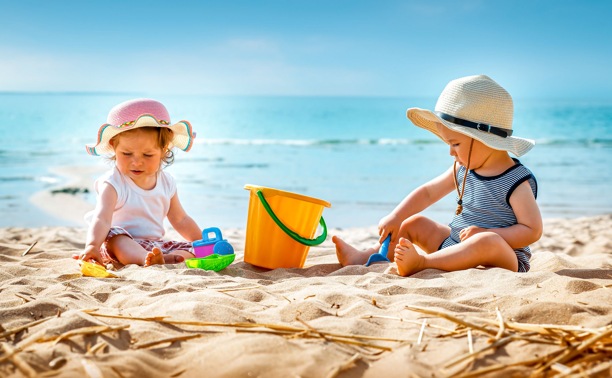 how to travel to beach with baby