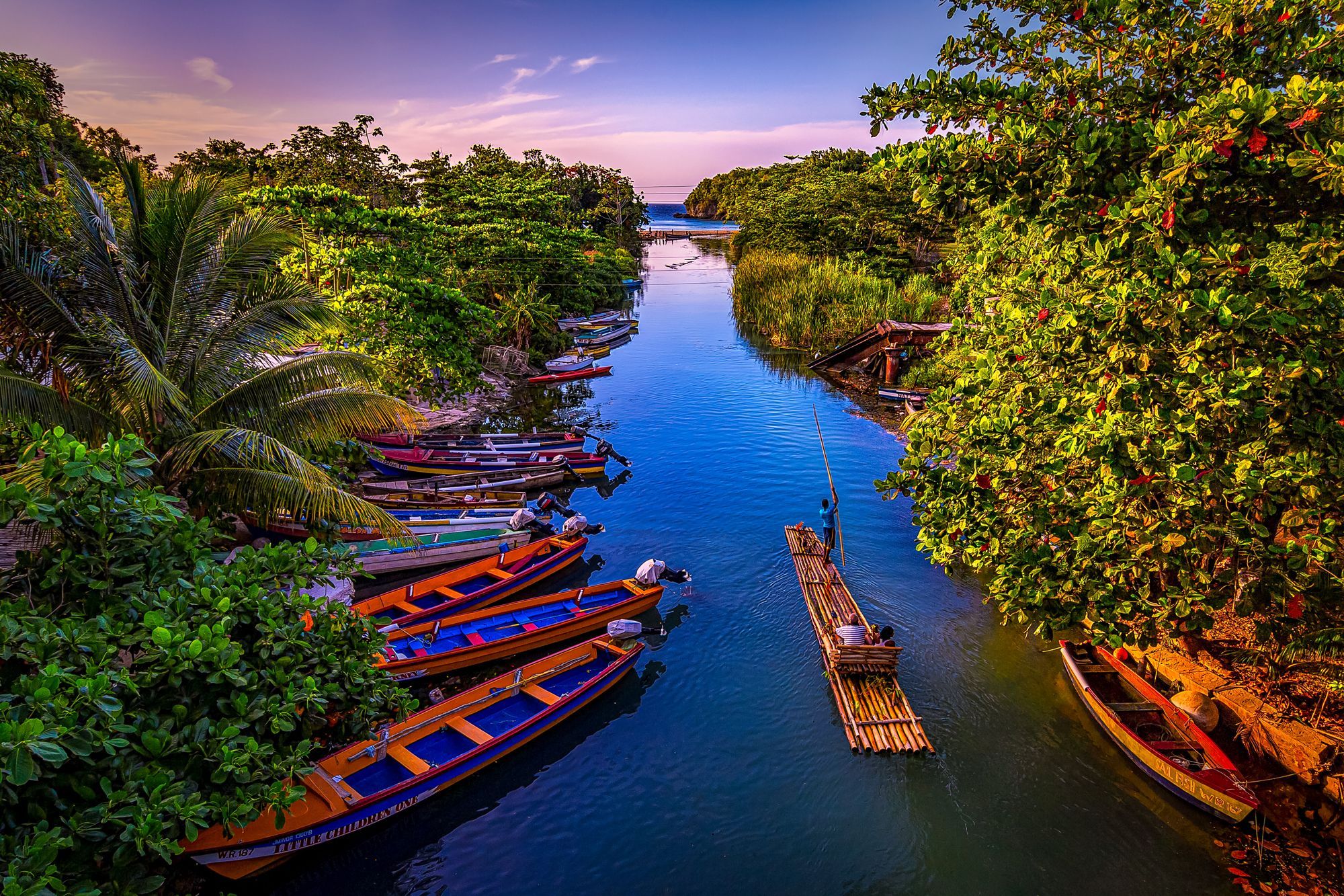 Explore Jamaica With An Unforgettable Bamboo Rafting Adventure!