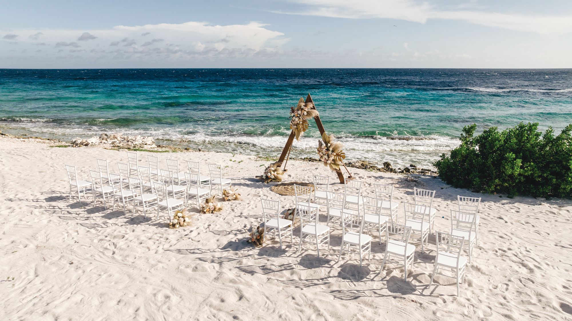 island wedding decorations